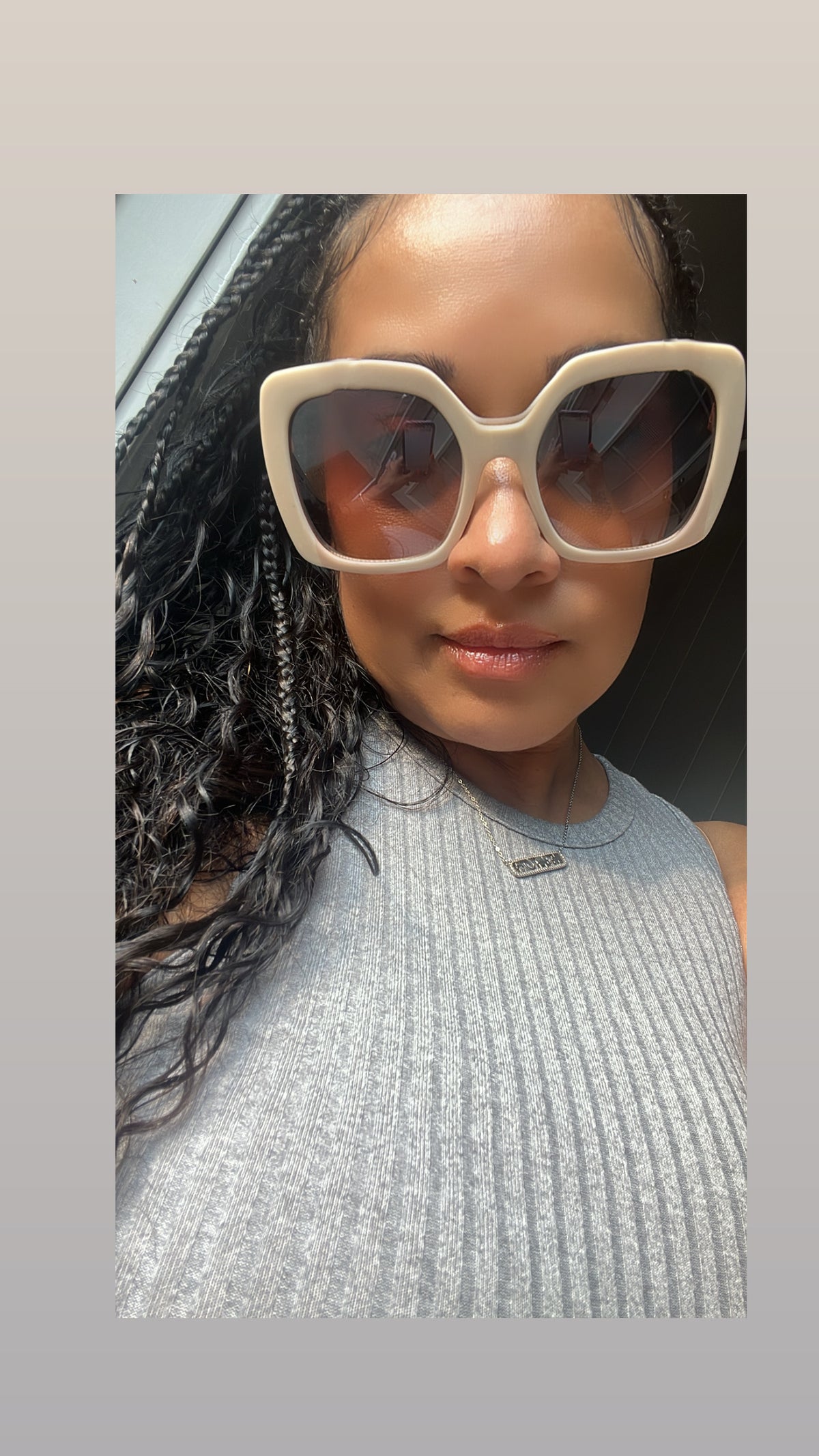 Daphne Shades