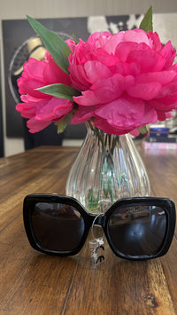 Daphne Shades